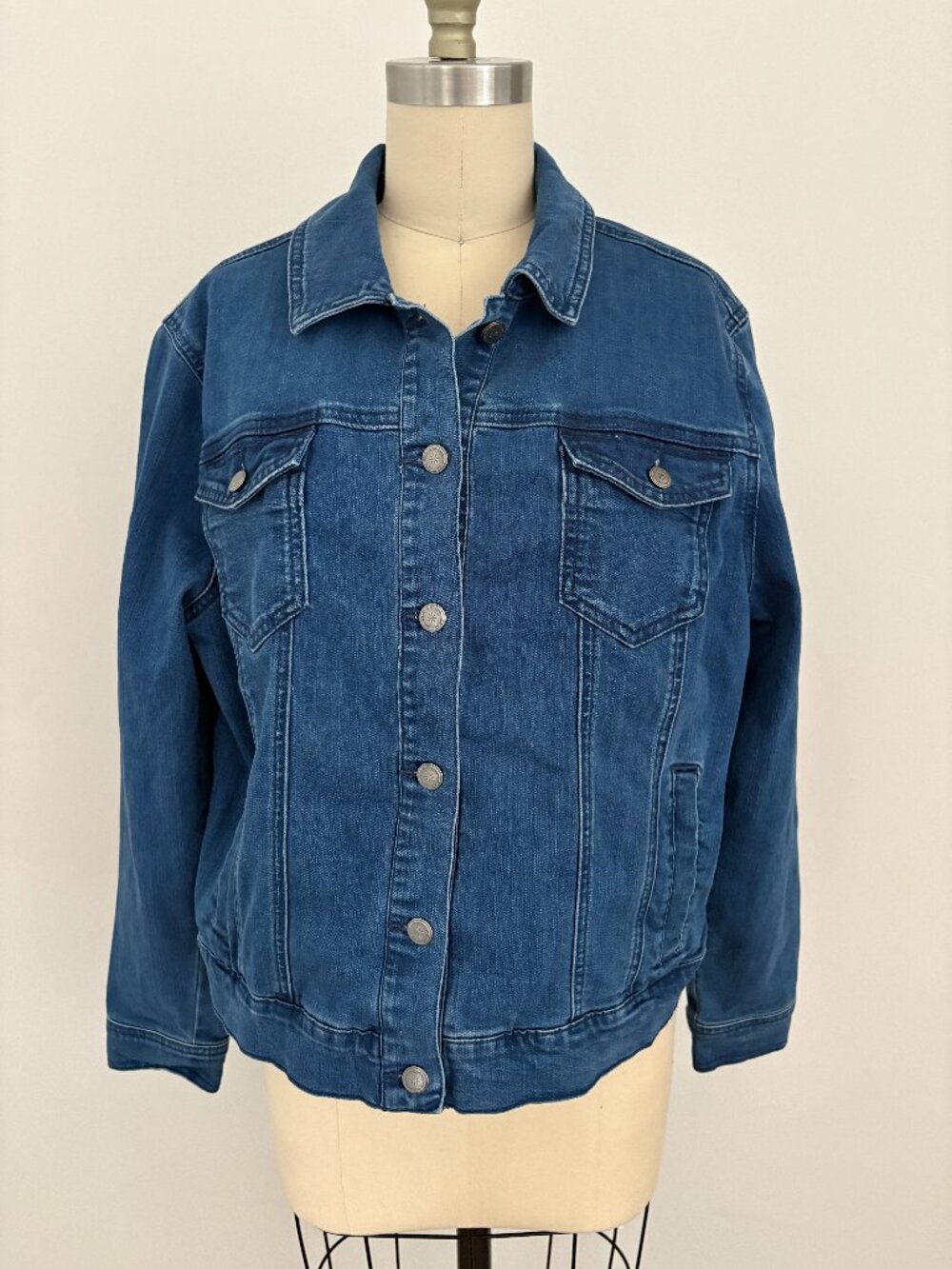 Isaac Mizrahi Live! Denim Classic Trucker Jean Jacket Medium Wash 90s Casual 14